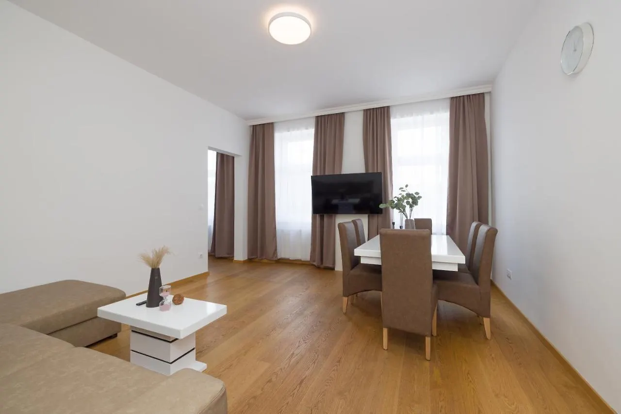 Donaustadt Special Apartments 1220 Viena