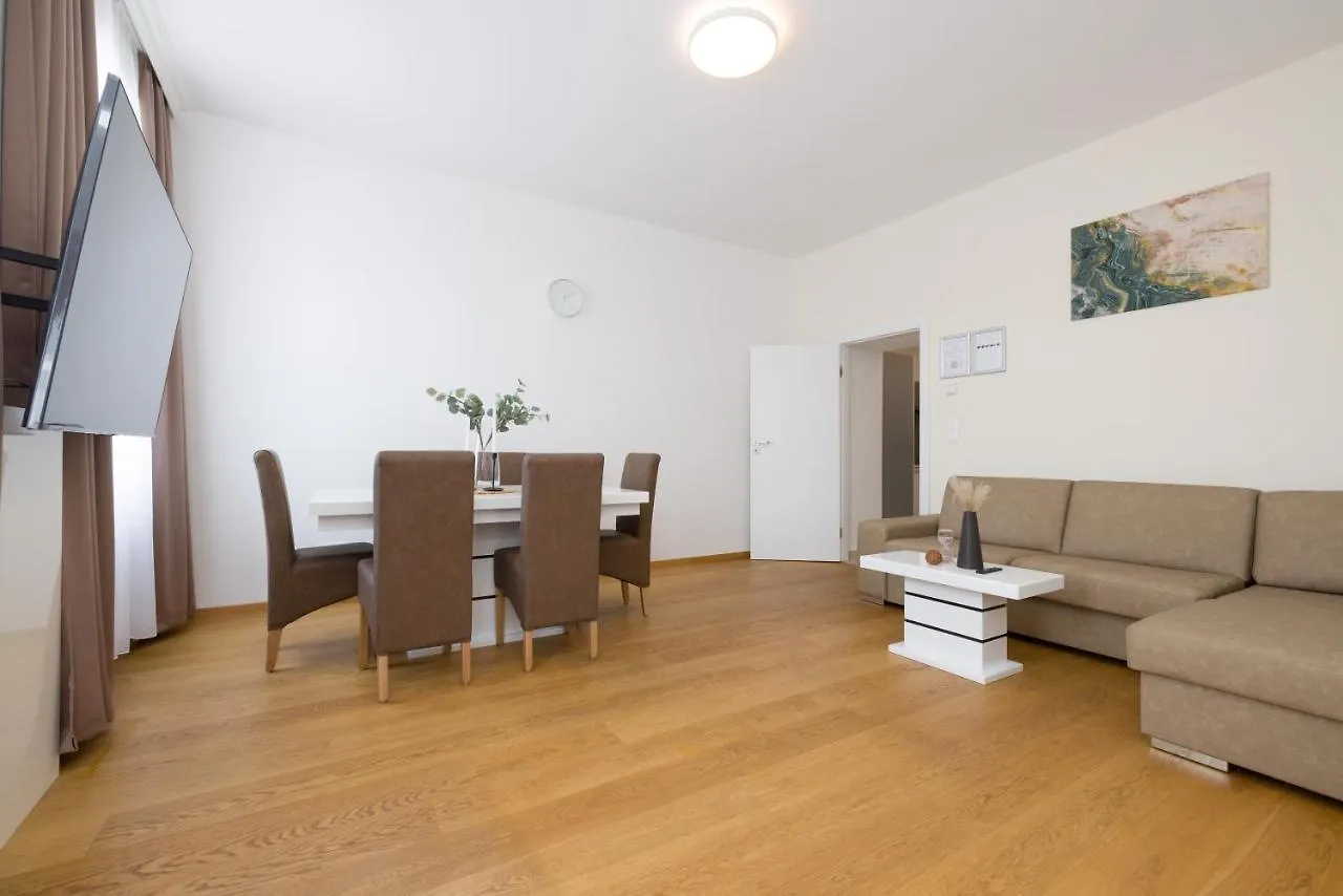 Donaustadt Special Apartments 1220 Viena
